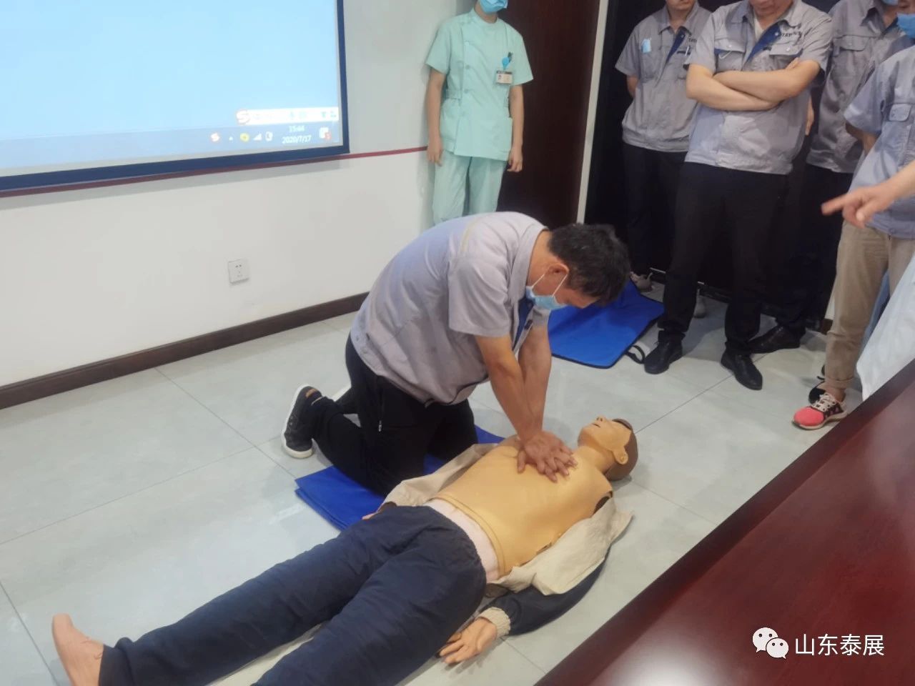 急救知識進企業 守護（hù）員工生命健康（kāng）